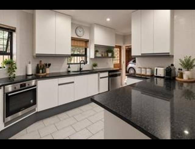 3 BEDROOM PROPERTY TO RENT IN WATERKLOOF RIDGE